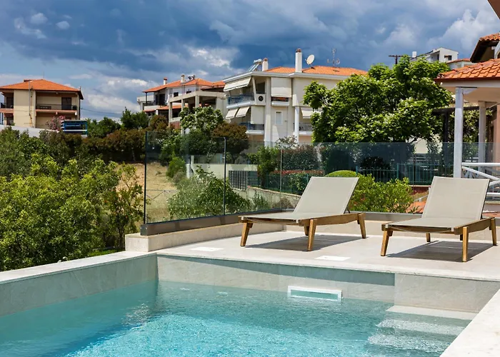 Barn Nikiti (Sithonia)